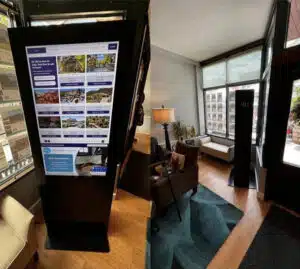 Indoor Realtor Totem